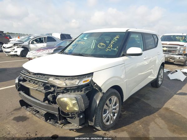 2022 KIA SOUL LX