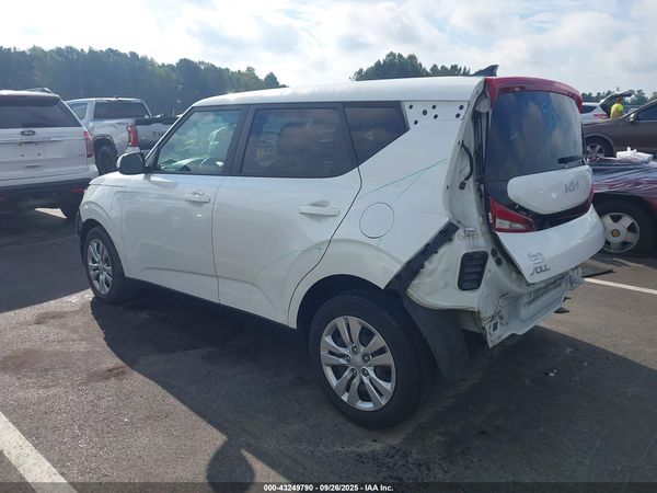 2022 KIA SOUL LX