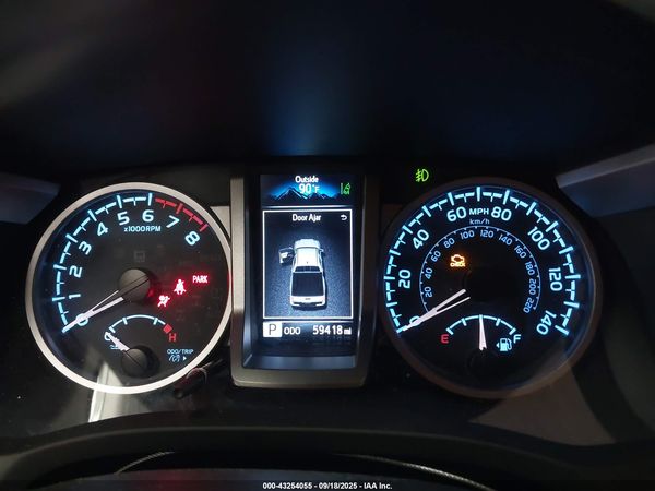 2022 TOYOTA TACOMA SR5 V6