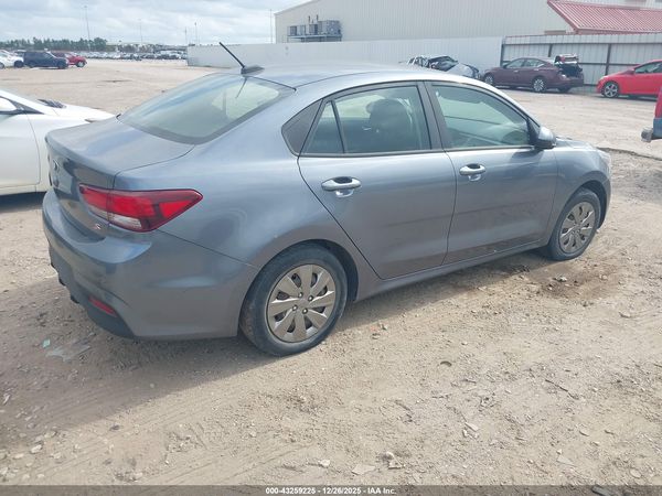 2020 KIA RIO S