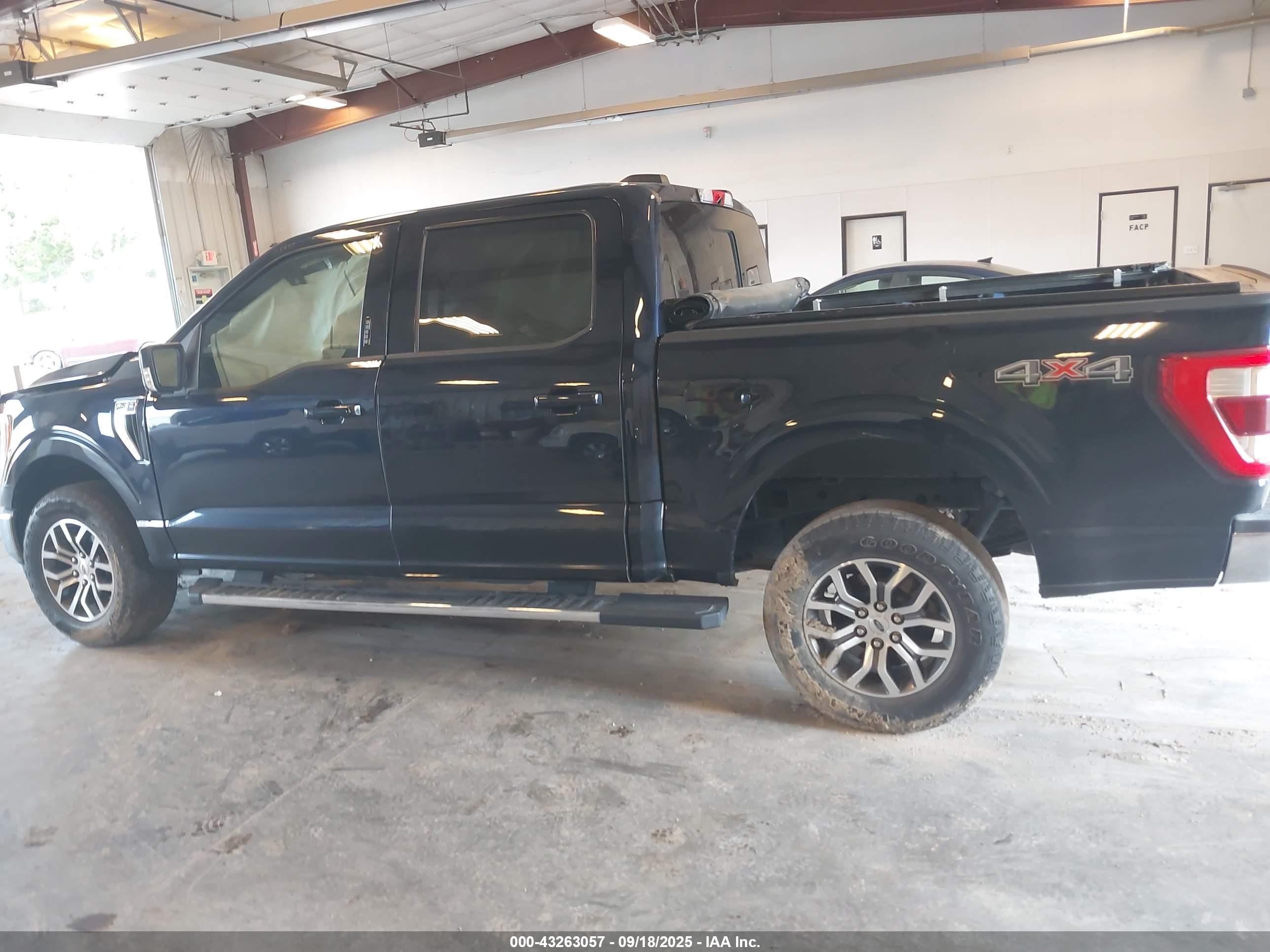 2021 FORD F-150 LARIAT