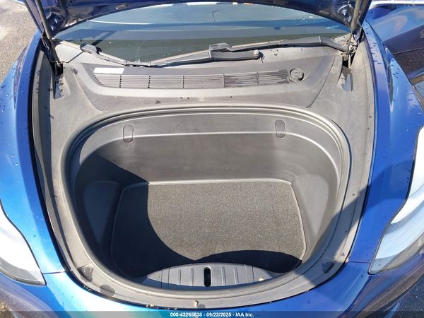2018 TESLA MODEL 3 LONG RANGE/PERFORMANCE