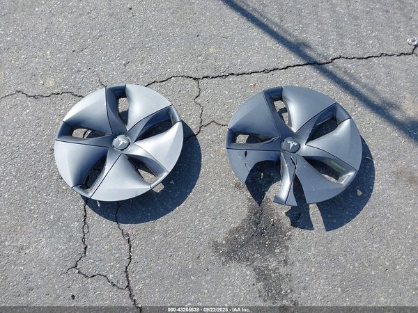 2018 TESLA MODEL 3 LONG RANGE/PERFORMANCE