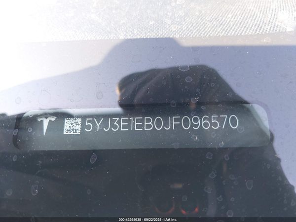 2018 TESLA MODEL 3 LONG RANGE/PERFORMANCE