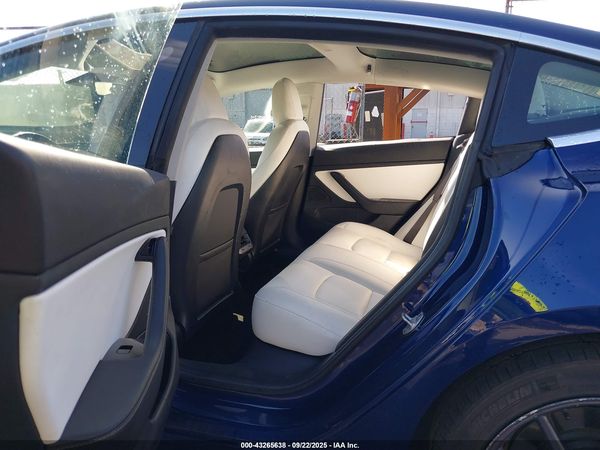 2018 TESLA MODEL 3 LONG RANGE/PERFORMANCE