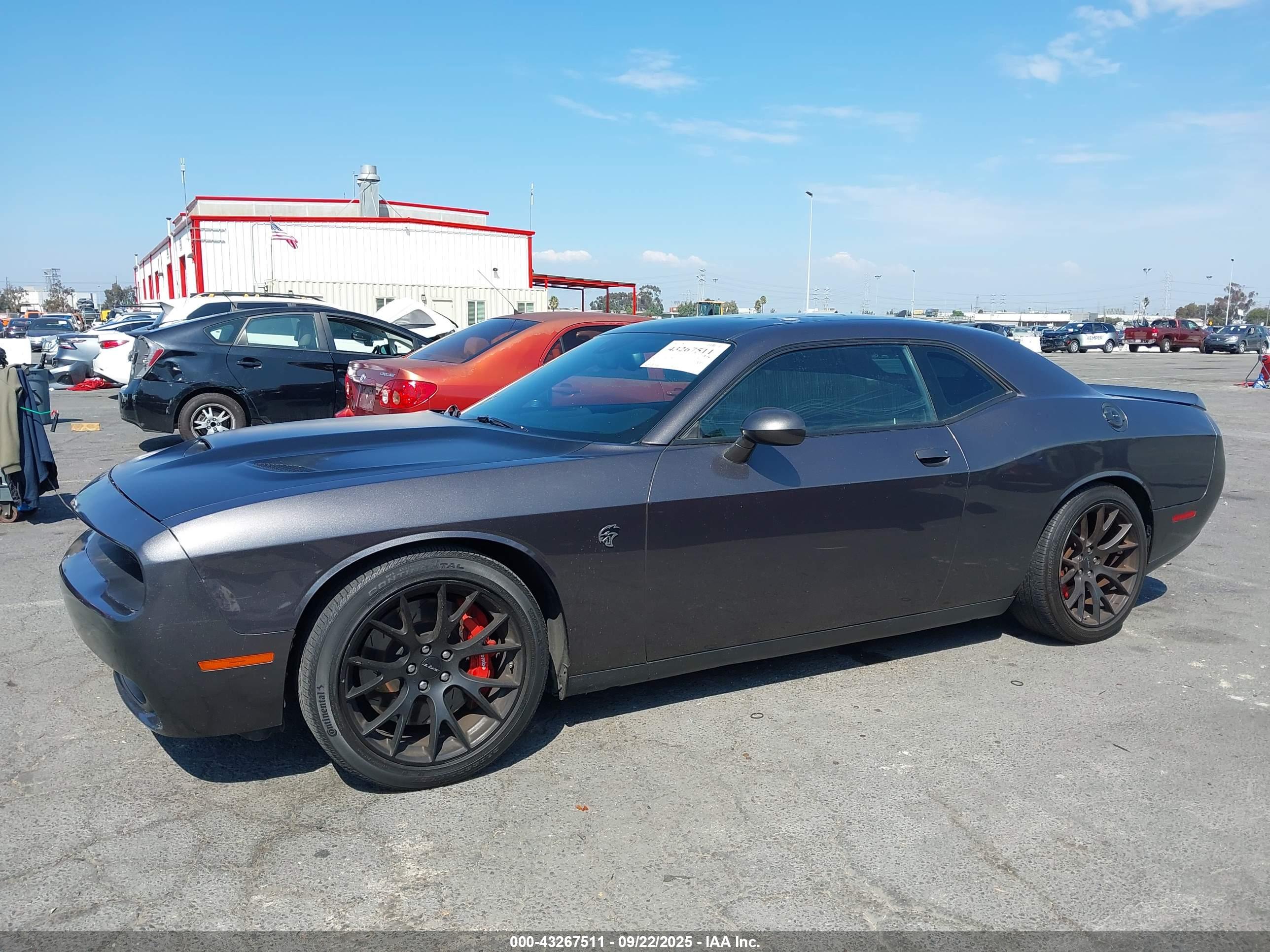 2016 DODGE CHALLENGER SRT HELLCAT