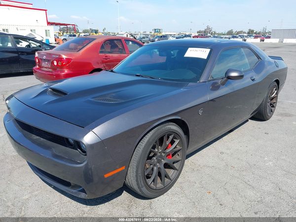 2016 DODGE CHALLENGER SRT HELLCAT