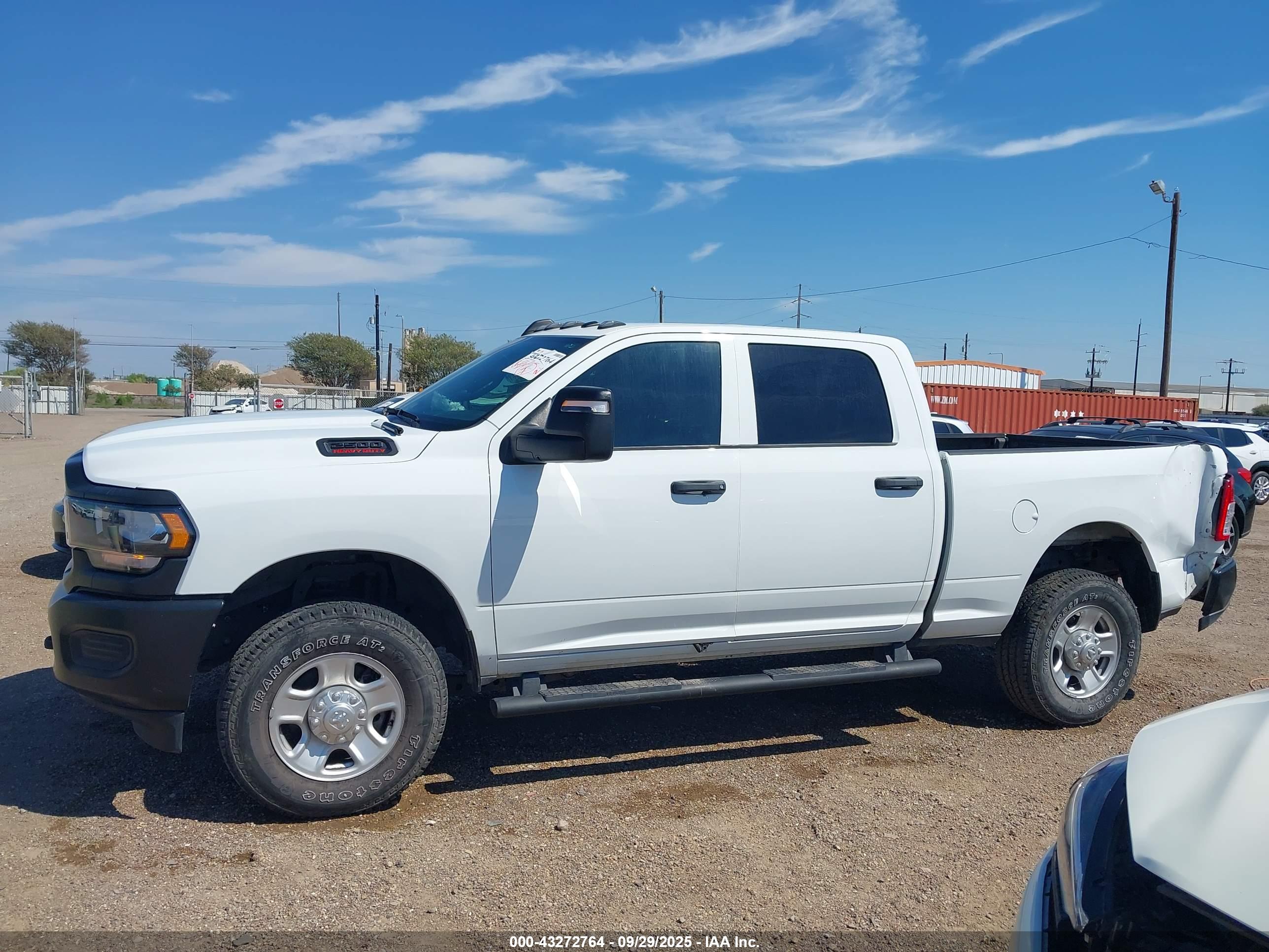 2024 RAM 2500 TRADESMAN  4X4 6'4 BOX