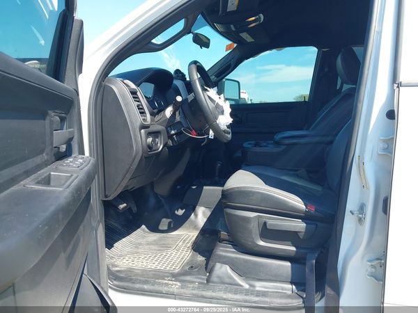 2024 RAM 2500 TRADESMAN  4X4 6'4 BOX