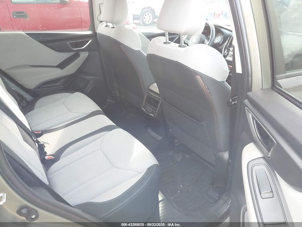 2019 SUBARU FORESTER Base P+ES — I8
