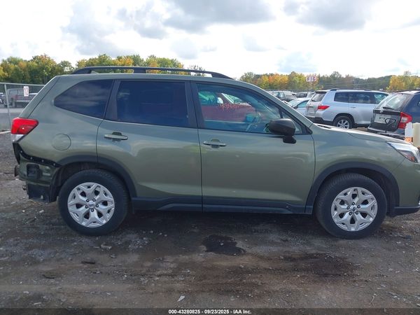 2019 SUBARU FORESTER Base P+ES — I116