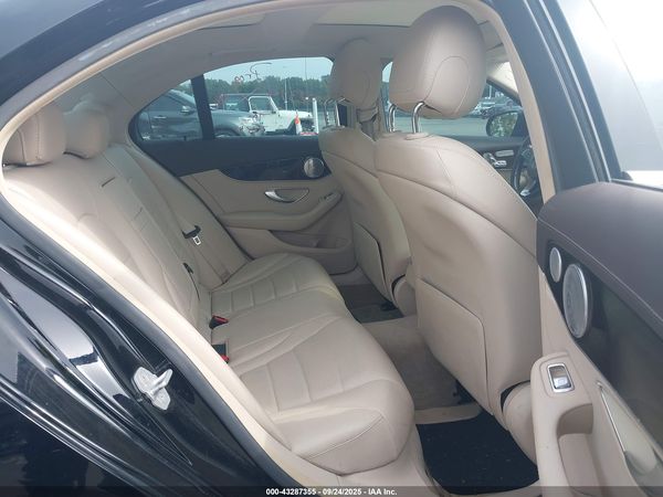 2015 MERCEDES-BENZ C 300 LUXURY 4MATIC