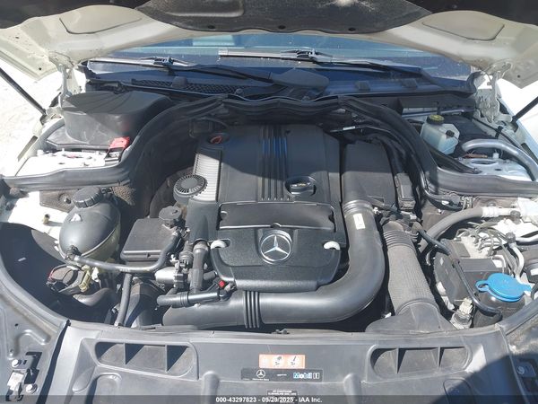 2012 MERCEDES-BENZ C 250 LUXURY/SPORT