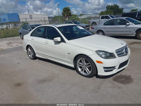 2012 MERCEDES-BENZ C 250 LUXURY/SPORT