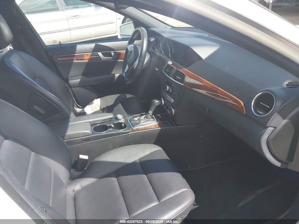 2012 MERCEDES-BENZ C 250 LUXURY/SPORT