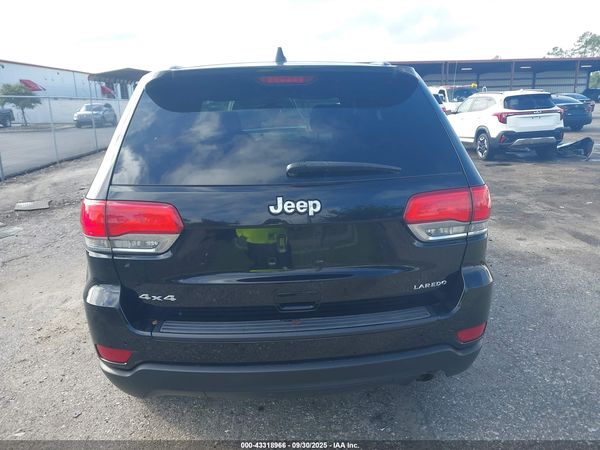 2017 JEEP GRAND CHEROKEE LAREDO 4X4