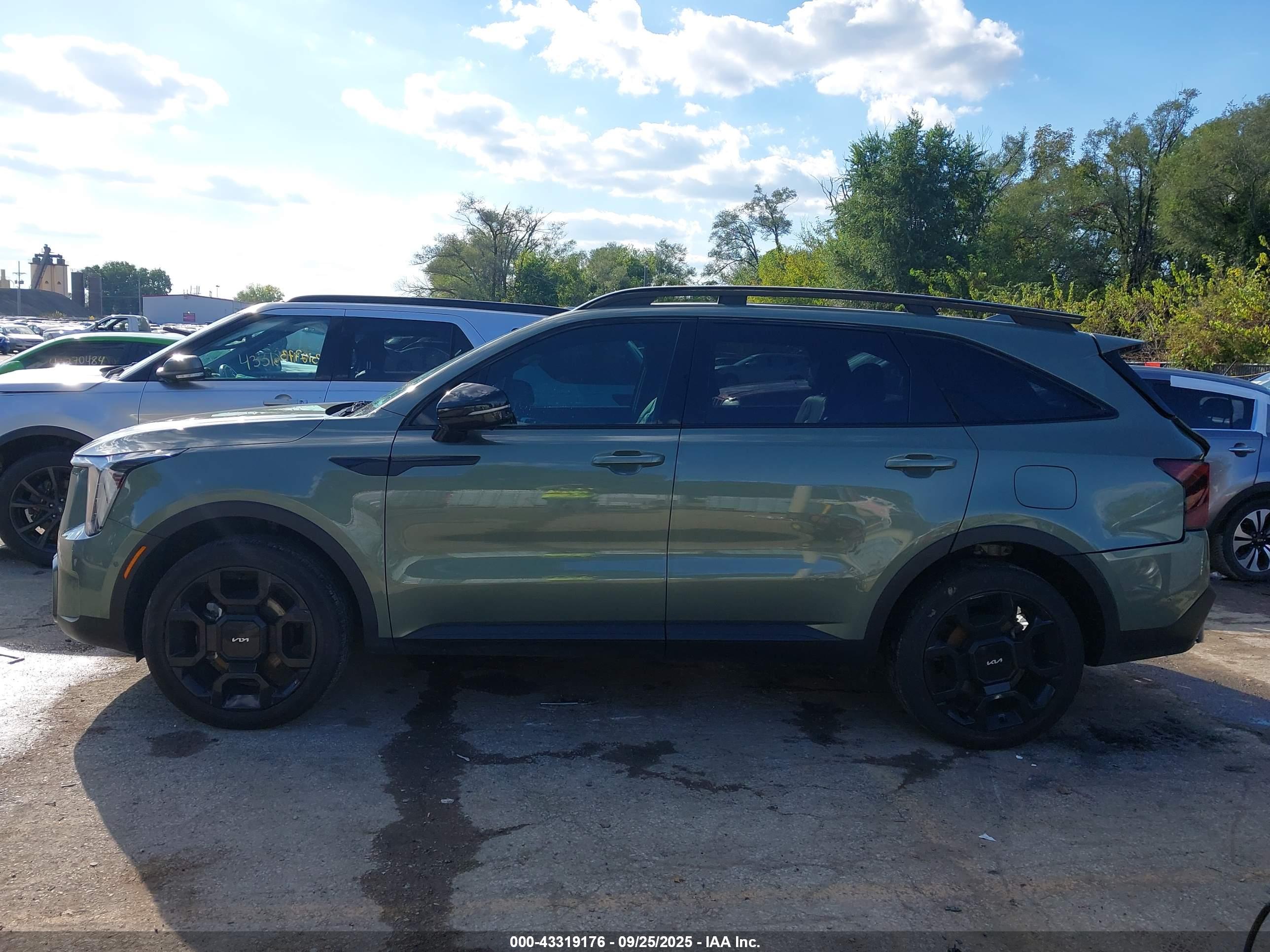 2024 KIA SORENTO X-LINE SX