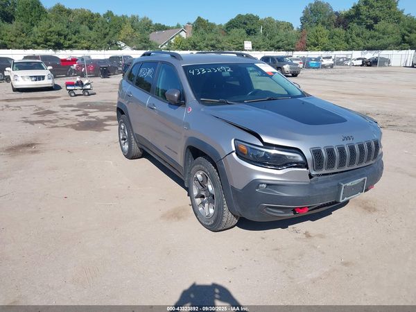 2019 JEEP CHEROKEE TRAILHAWK 4X4