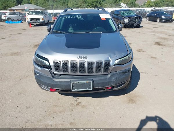 2019 JEEP CHEROKEE TRAILHAWK 4X4