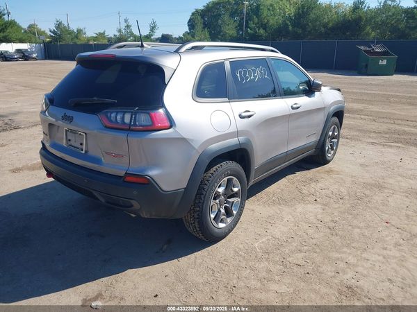 2019 JEEP CHEROKEE TRAILHAWK 4X4