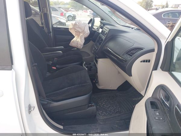 2016 DODGE GRAND CARAVAN SE — I5