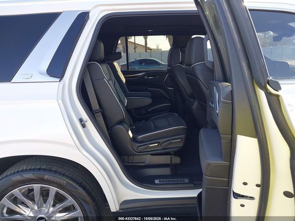 2021 CADILLAC ESCALADE 4WD PREMIUM LUXURY