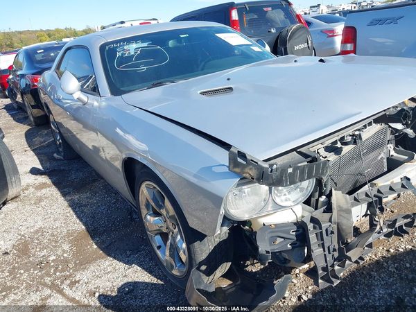 2012 DODGE CHALLENGER SXT