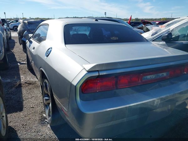 2012 DODGE CHALLENGER SXT