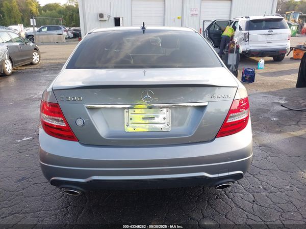 2013 MERCEDES-BENZ C 300 SPORT 4MATIC