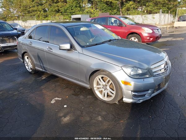 2013 MERCEDES-BENZ C 300 SPORT 4MATIC
