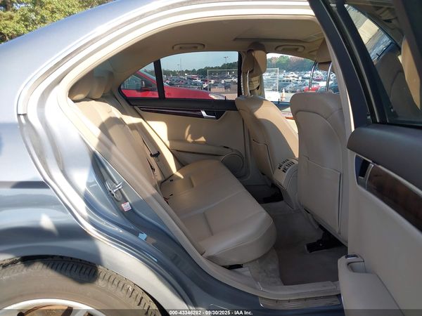 2013 MERCEDES-BENZ C 300 SPORT 4MATIC