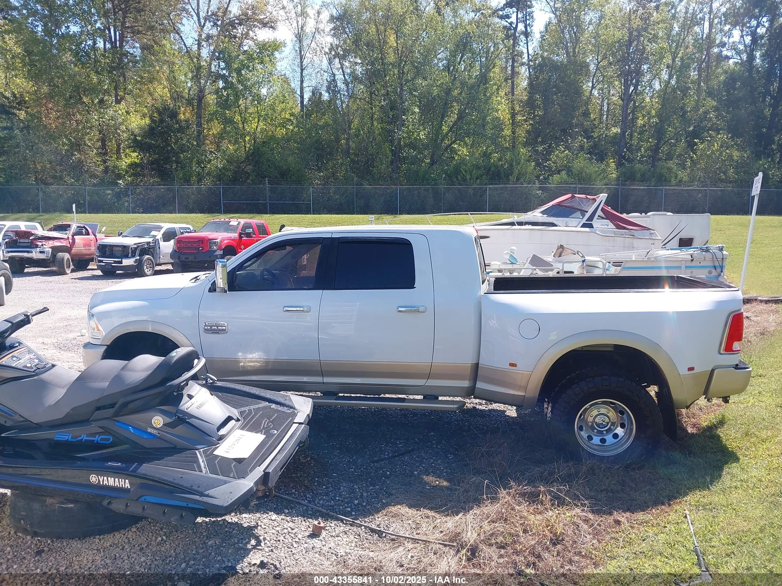 2016 RAM 3500 LONGHORN