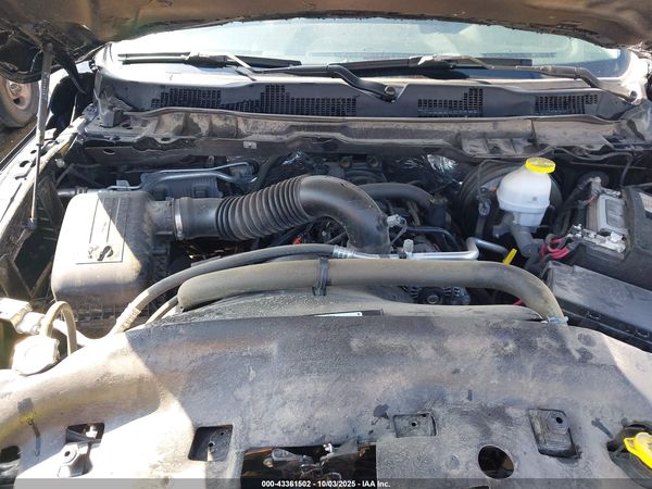 2024 RAM 1500 CLASSIC TRADESMAN  4X4 6'4 BOX