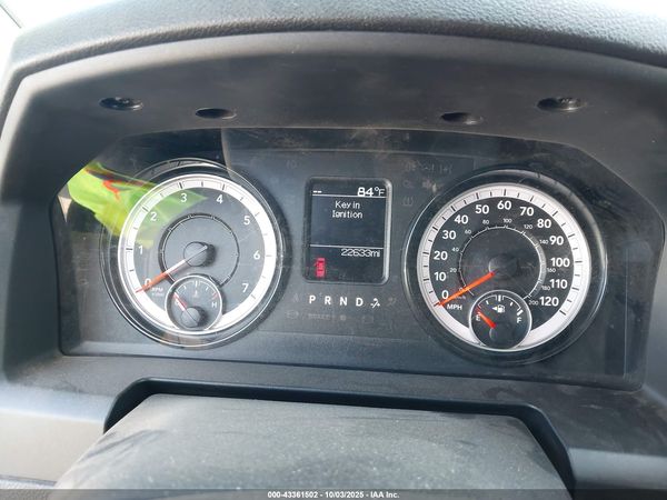 2024 RAM 1500 CLASSIC TRADESMAN  4X4 6'4 BOX