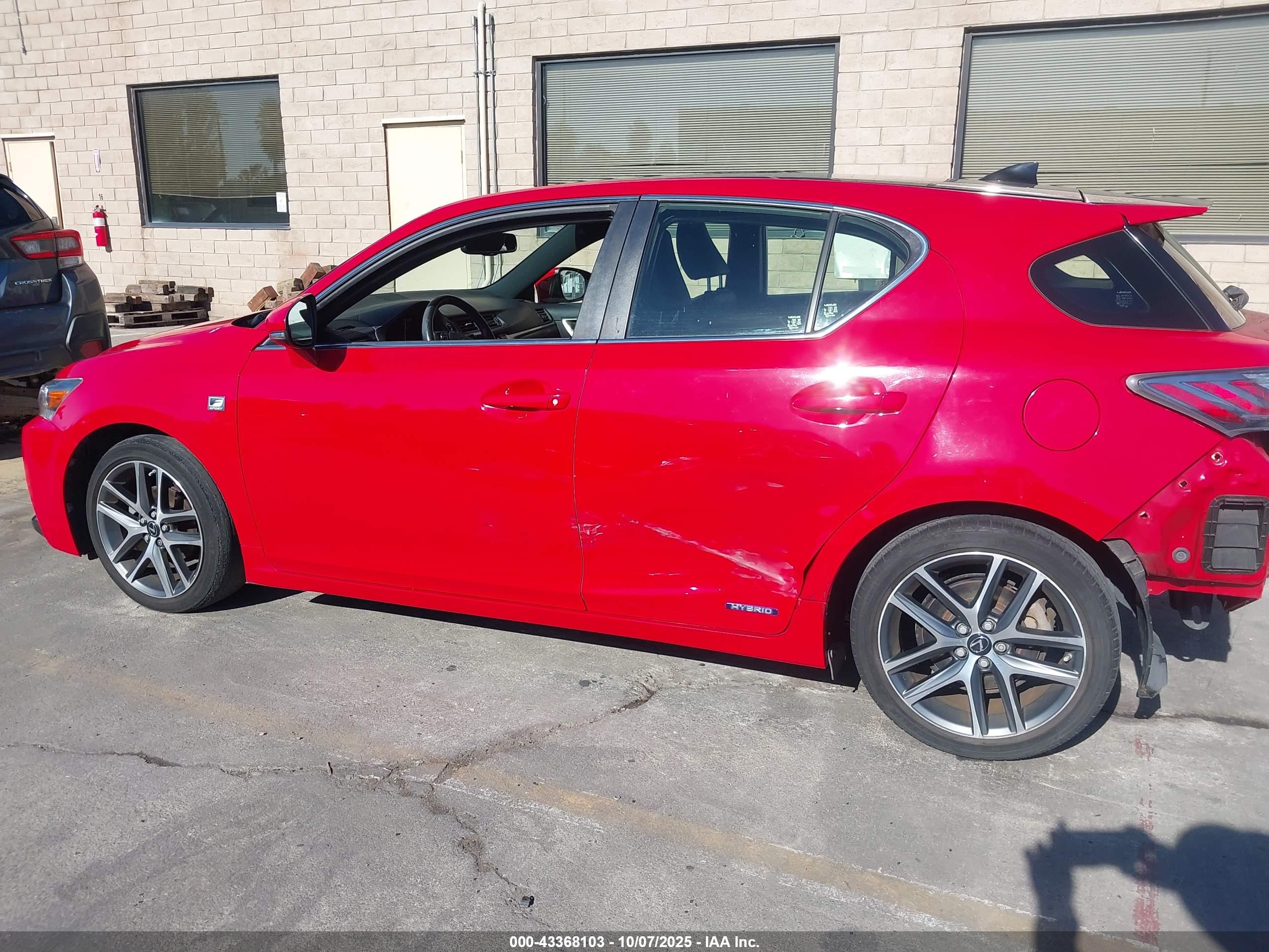 2016 LEXUS CT 200H