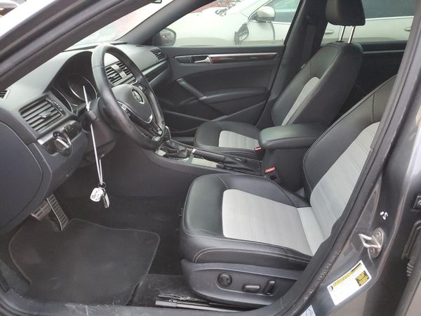 2018 VOLKSWAGEN PASSAT GT