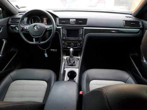 2018 VOLKSWAGEN PASSAT GT