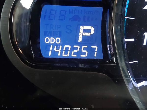 2013 TOYOTA SIENNA XLE V6 8 PASSENGER