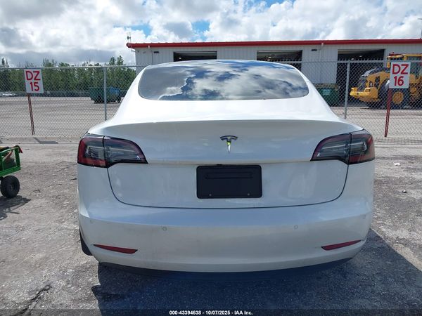 2022 TESLA MODEL 3 REAR-WHEEL DRIVE