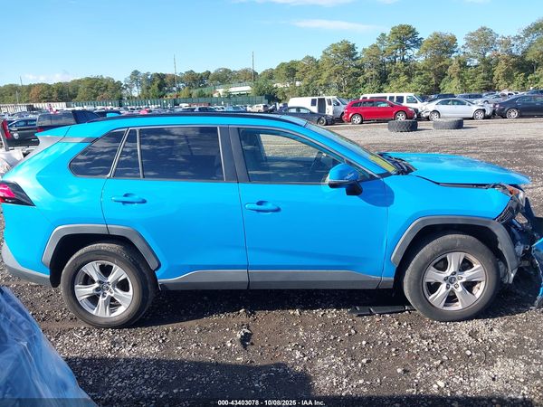 2019 TOYOTA RAV4 XLE