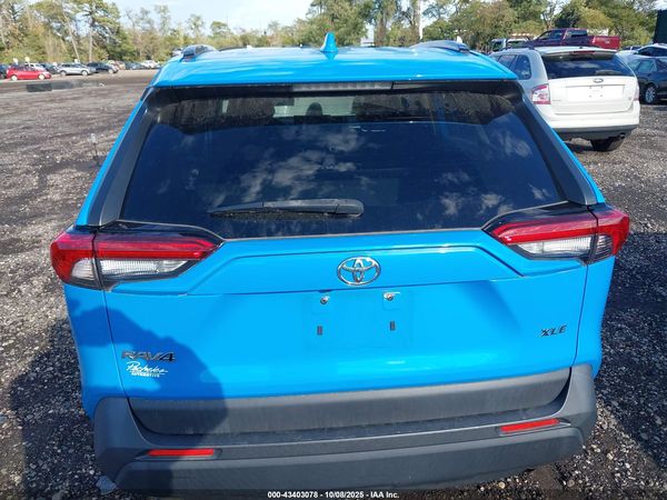 2019 TOYOTA RAV4 XLE