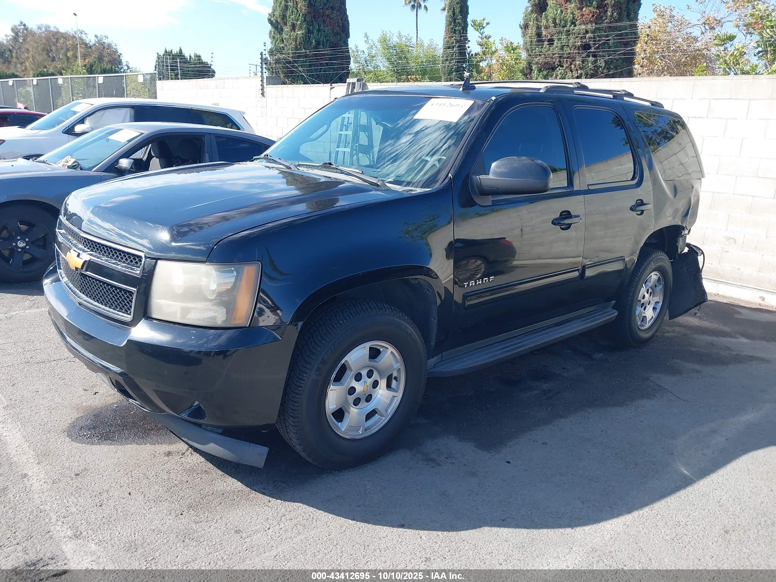 2012 CHEVROLET TAHOE LT — I2