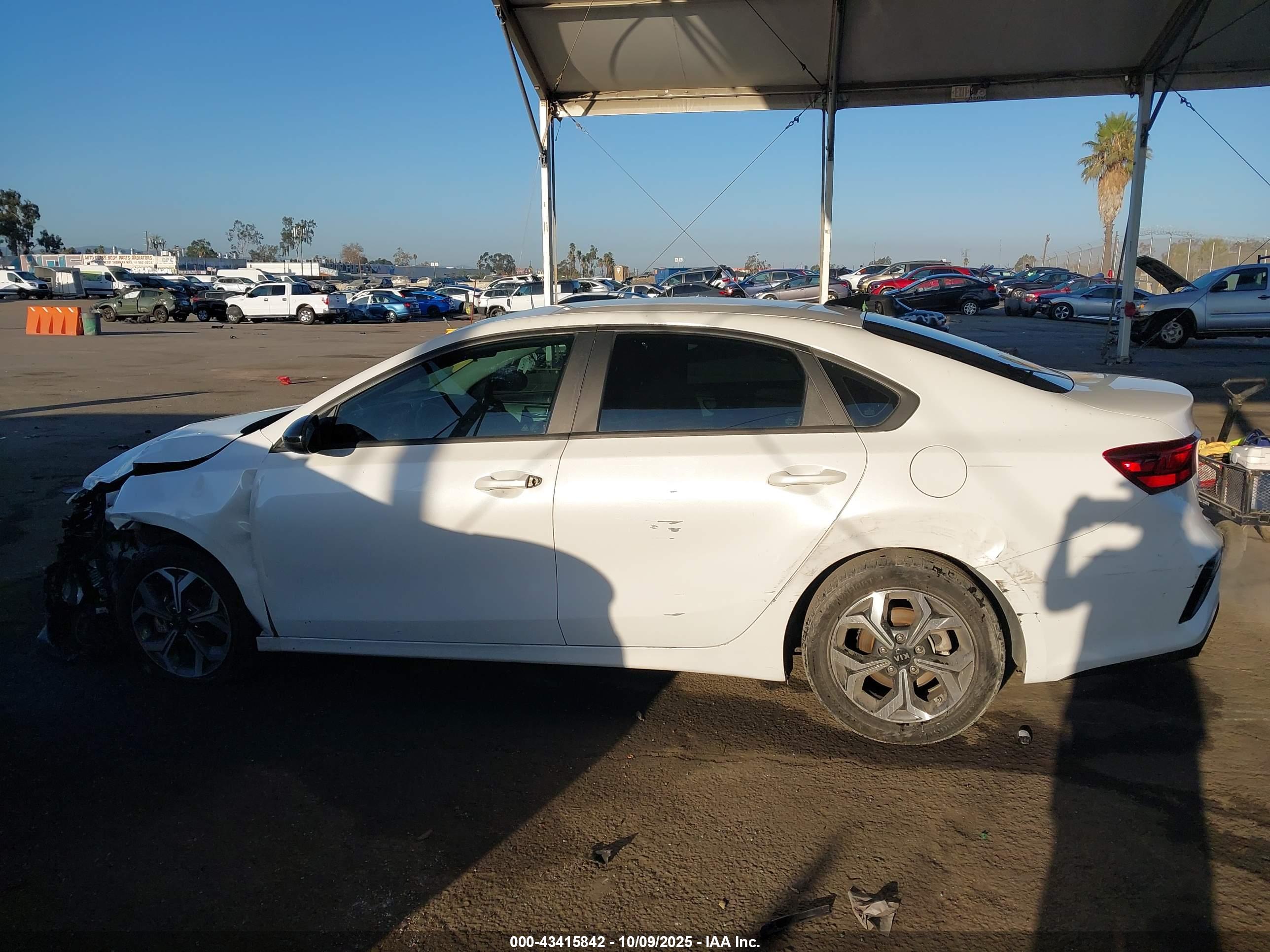 2021 KIA FORTE LXS