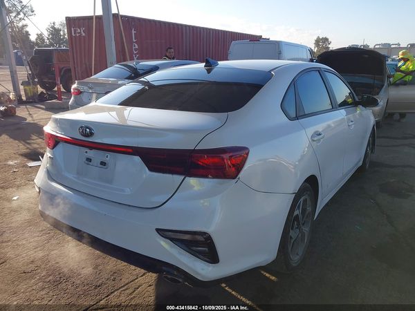 2021 KIA FORTE LXS