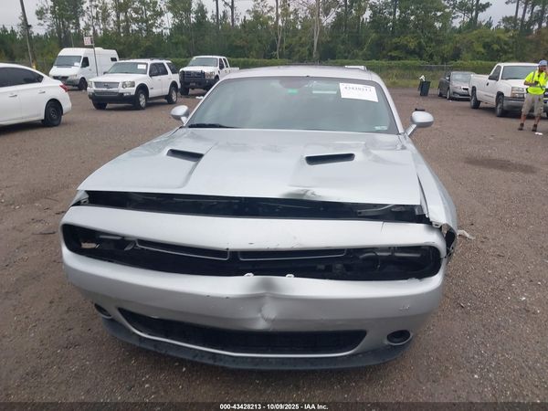 2021 DODGE CHALLENGER SXT