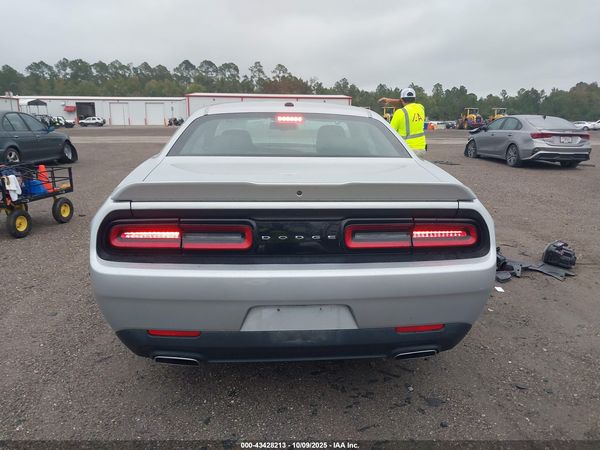 2021 DODGE CHALLENGER SXT