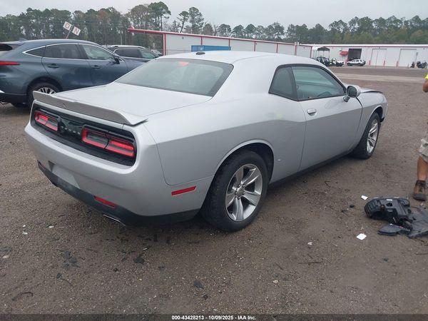 2021 DODGE CHALLENGER SXT