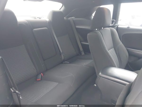 2021 DODGE CHALLENGER SXT