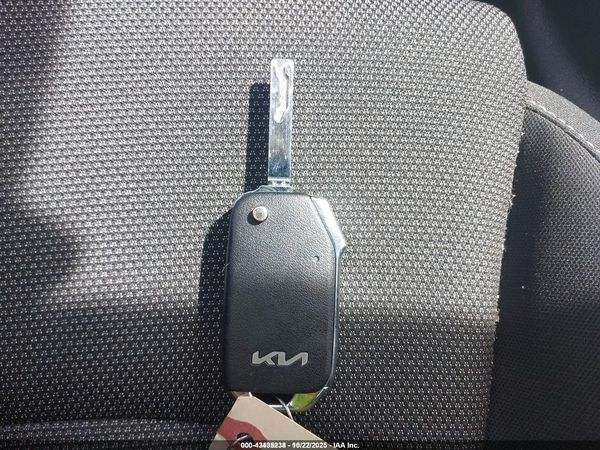 2022 KIA FORTE LXS