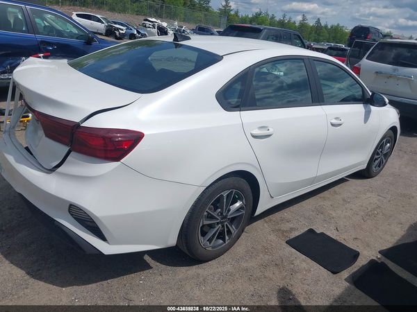 2022 KIA FORTE LXS
